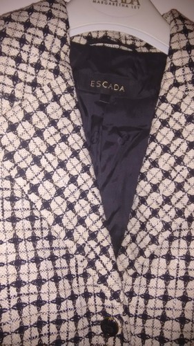 Schöner boucle escada luxus - escada,